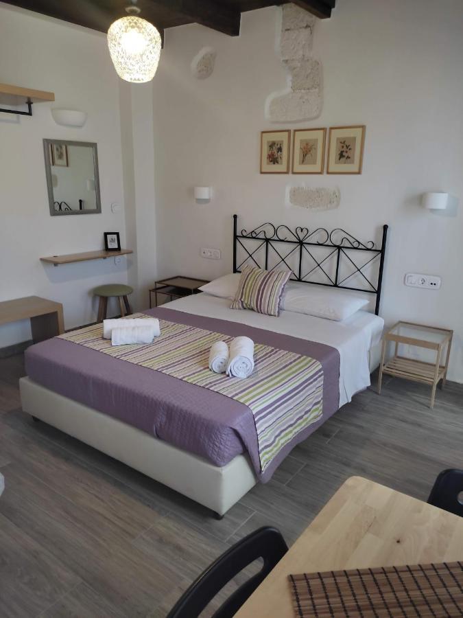 Loggia Traditional Suites Rethymno  ภายนอก รูปภาพ