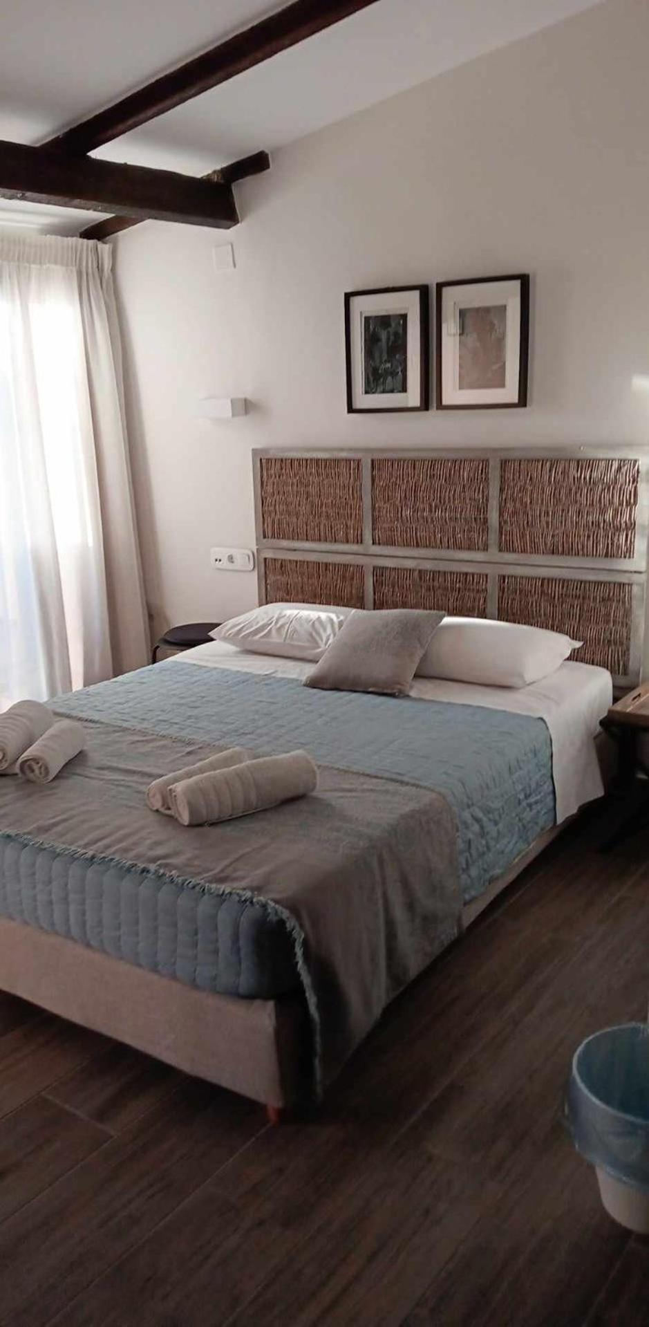 Loggia Traditional Suites Rethymno  ภายนอก รูปภาพ