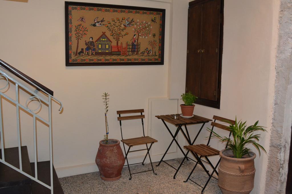Loggia Traditional Suites Rethymno  ภายนอก รูปภาพ